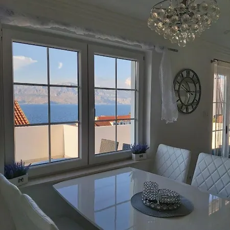 Brac Apartment
